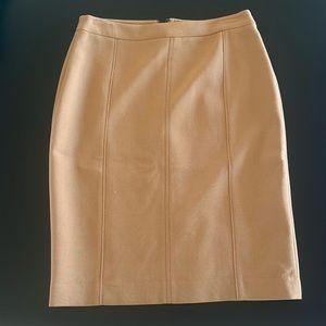 Halogen khaki skirt, size 4, excellent condition